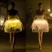 Jun Takahashi thắp sáng Tuần lễ thời trang Paris với những chiếc váy terrarium rực rỡ